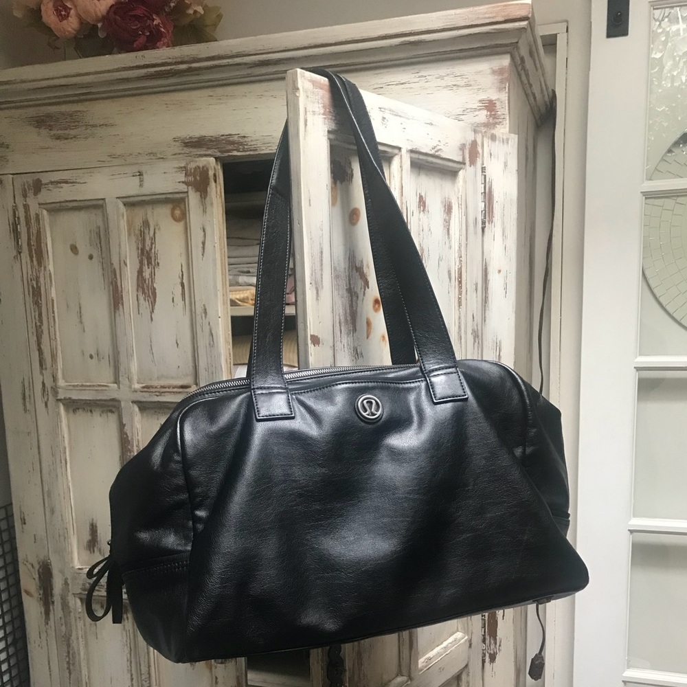 XL Lululemon duffle/gym bag